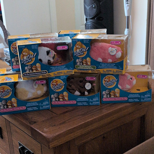 Zhuzhu pets electronic hamster - electronic,